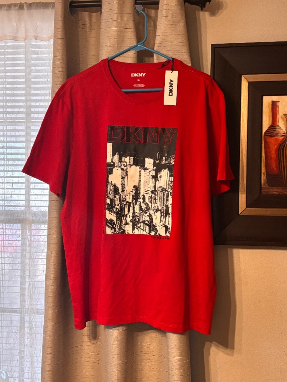 dkny new with tags t shirt red size L